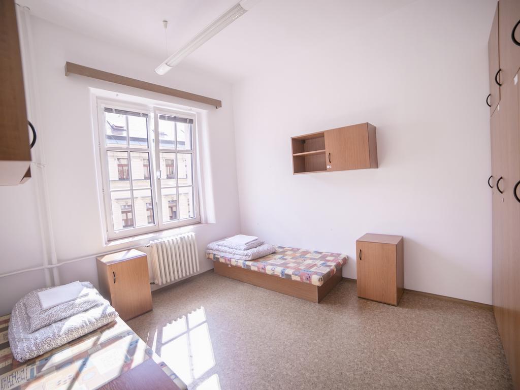Dizzy Daisy Hostel Praga Quarto foto